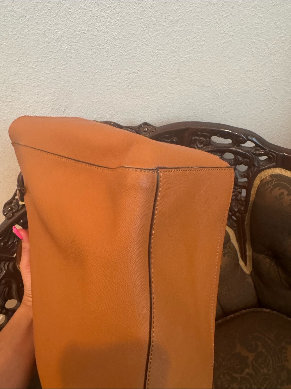 Tory Burch Cognac Leather Tote with Gold Logo - Picture 7 of 9